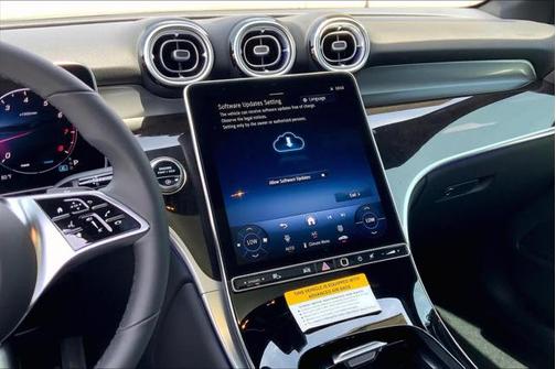 2025 Mercedes-Benz GLC 300 Base