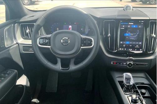 2024 Volvo XC60 Recharge Plug-In Hybrid T8 Polestar