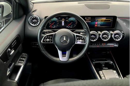 2021 Mercedes-Benz GLA 250 Base 4MATIC