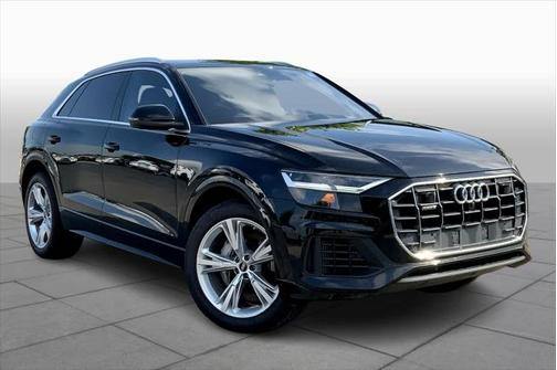2022 Audi Q8 55 Premium Plus