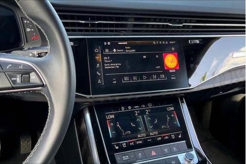 2022 Audi Q8 55 Premium Plus