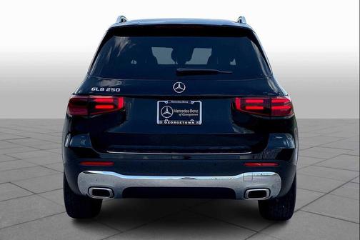 Black 2025 Mercedes-Benz GLB 250 Base