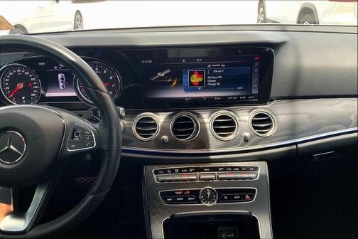 2018 Mercedes-Benz E-Class 4MATIC
