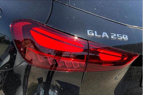 2025 Mercedes-Benz GLA 250 4MATIC