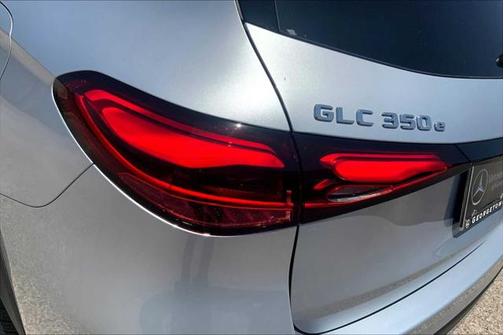 2025 Mercedes-Benz GLC 350e Base