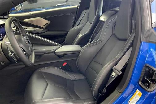 2022 Chevrolet Corvette Stingray w/2LT