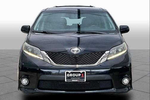 Attitude Black 2015 Toyota Sienna SE