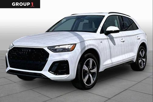 Glacier White Metallic 2023 Audi Q5 45 S line Premium Plus