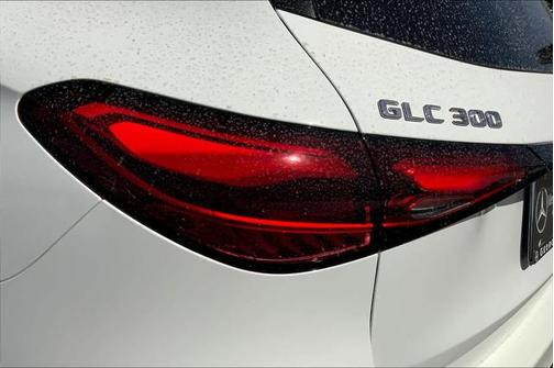 2025 Mercedes-Benz GLC 300 Base