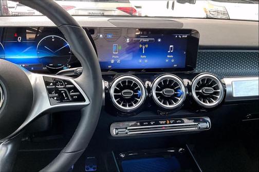 2025 Mercedes-Benz GLB 250 Base