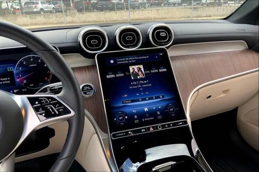 2024 Mercedes-Benz GLC 300 4MATIC