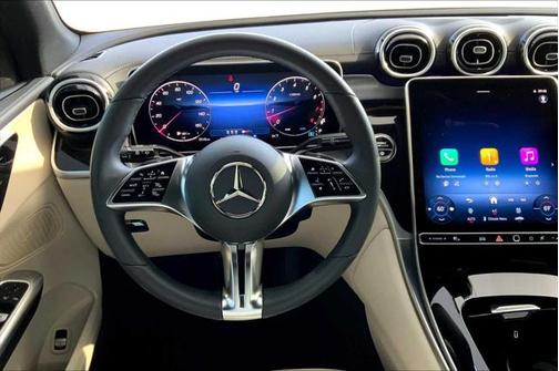 2025 Mercedes-Benz GLC 300 4MATIC