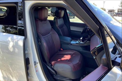2023 Land Rover Range Rover Sport SE