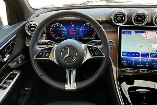 2025 Mercedes-Benz GLC 350e Base