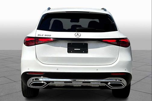 2026 Mercedes-Benz GLC 300 Base