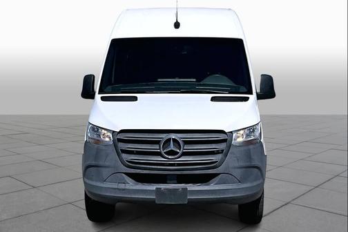 2022 Mercedes-Benz Sprinter 2500 Standard Roof