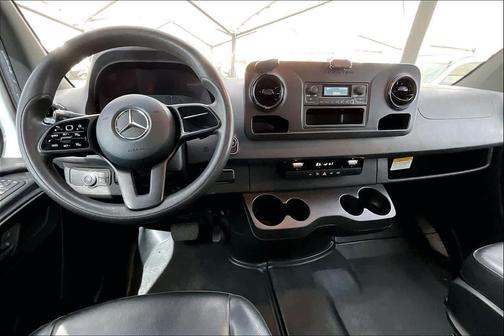 2022 Mercedes-Benz Sprinter 2500 Standard Roof