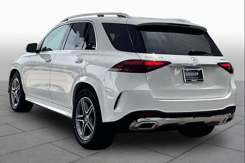 Polar White 2026 Mercedes-Benz GLE 450 4MATIC