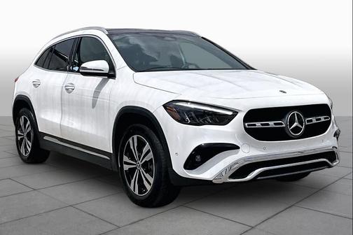 Polar White 2026 Mercedes-Benz GLA 250 4MATIC
