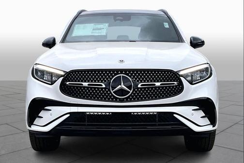 White 2026 Mercedes-Benz GLC 300 Base