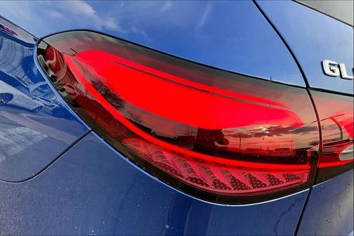 2026 Mercedes-Benz GLC 300 Base