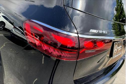 2025 Mercedes-Benz AMG GLS 63 Base