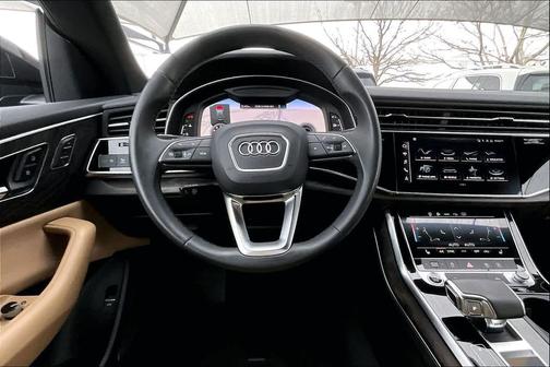 2023 Audi Q8 55 Premium