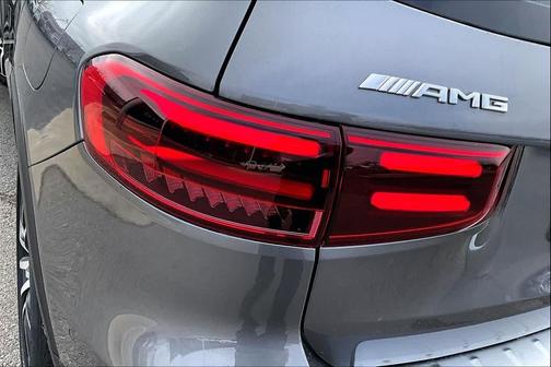 2026 Mercedes-Benz AMG GLB 35 4MATIC