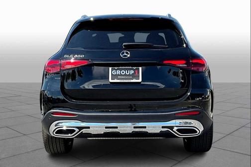 2026 Mercedes-Benz GLC 300 Base