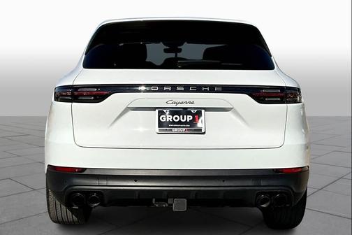 2023 Porsche Cayenne Platinum Edition