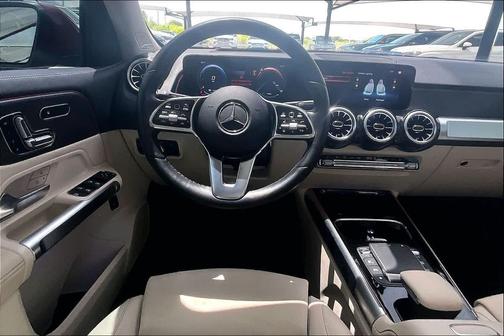 MANUFAKTUR Patagonia Red Metallic 2023 Mercedes-Benz EQB 350 4MATIC