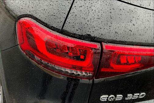 Night Black 2023 Mercedes-Benz EQB 350 4MATIC