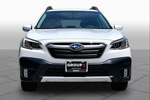 Crystal White Pearl 2022 Subaru Outback Limited
