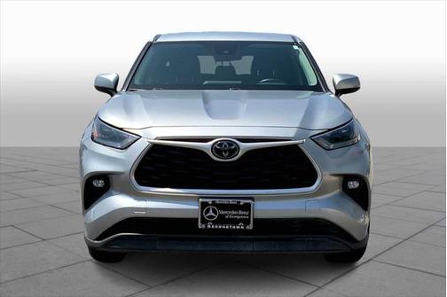 2021 Toyota Highlander LE