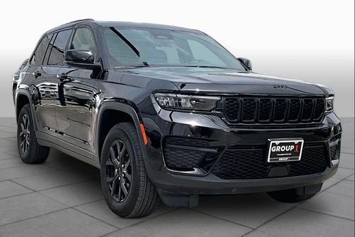 Diamond Black Crystal Pearlcoat 2025 Jeep Grand Cherokee Altitude