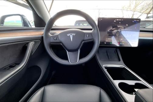 2025 Tesla Model Y Long Range Dual Motor Rear-Wheel Drive