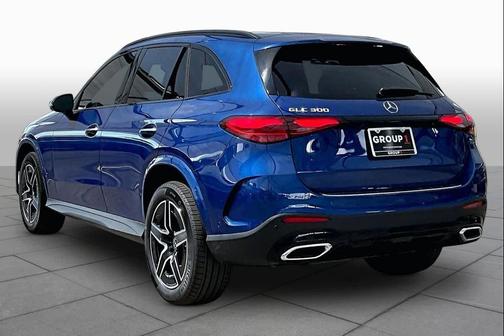 Starling Blue Metallic 2026 Mercedes-Benz GLC 300 Base
