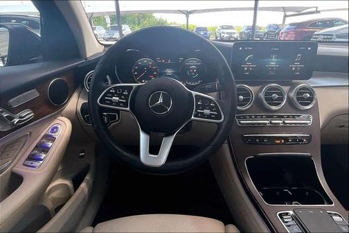 Black 2022 Mercedes-Benz GLC 300 4MATIC