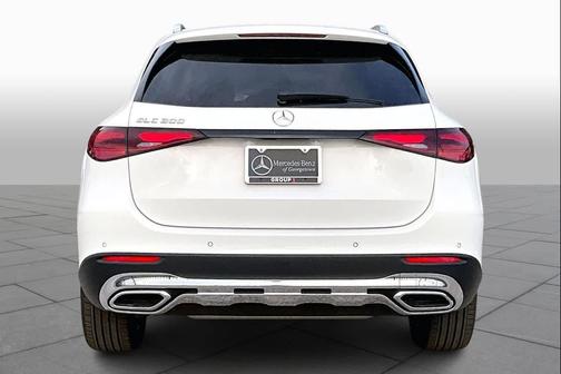 White 2026 Mercedes-Benz GLC 300 Base