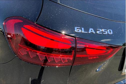 2025 Mercedes-Benz GLA 250 Base