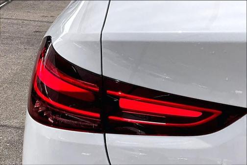 Polar White 2026 Mercedes-Benz GLE 450 4MATIC