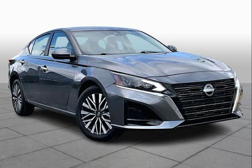 Gun Metallic 2023 Nissan Altima 2.5 SV