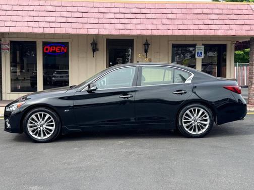 Black Obsidian 2019 INFINITI Q50 3.0t LUXE