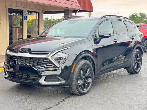 Ebony Black 2025 Kia Sportage X-Line