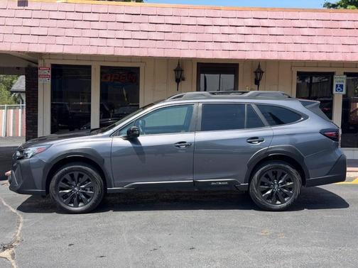 Magnetite Gray Metallic 2024 Subaru Outback Onyx Edition XT