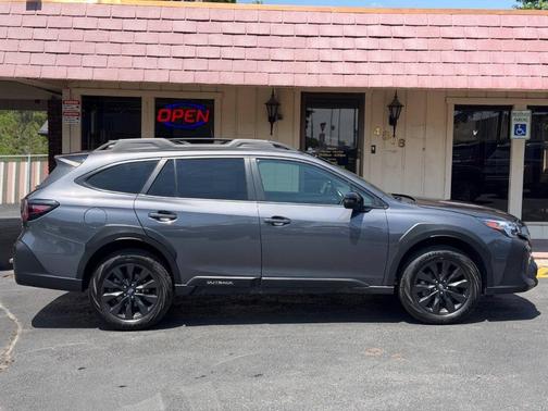 Magnetite Gray Metallic 2024 Subaru Outback Onyx Edition XT
