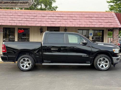 Diamond Black 2022 RAM 1500 Big Horn