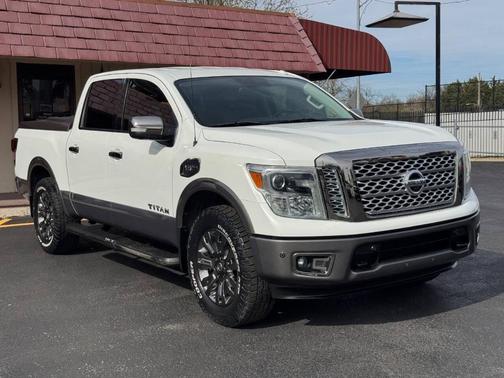 2017 Nissan Titan Platinum Reserve