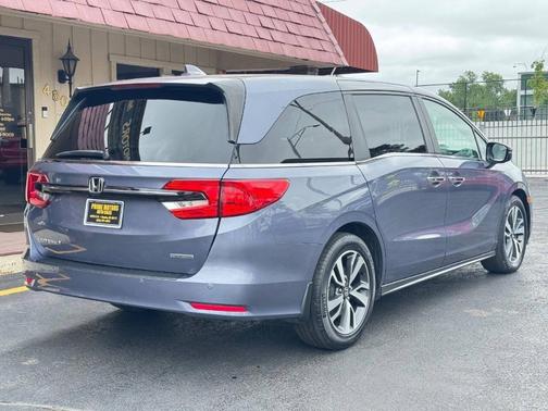 Modern Steel Metallic 2021 Honda Odyssey Touring
