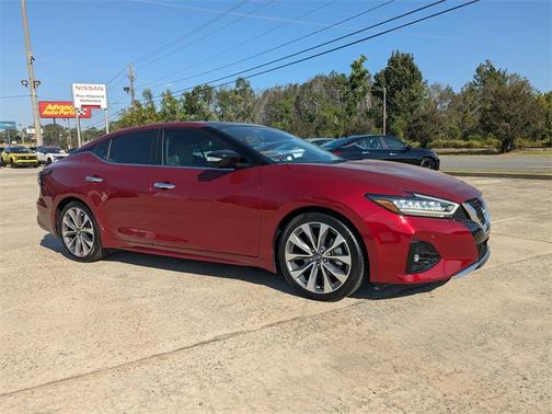 2023 Nissan Maxima Platinum